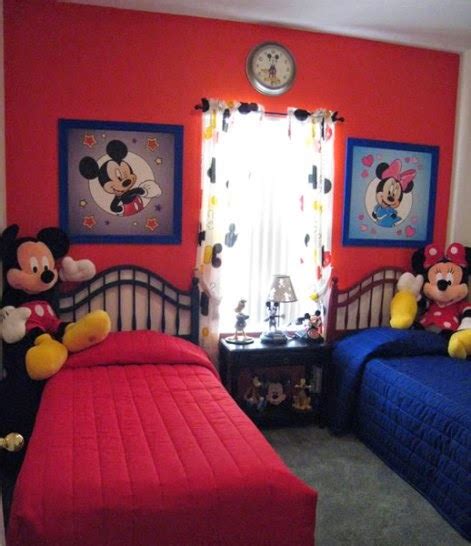 Minnie mouse bedroom is the type of bedroom theme that is very popular for years. Dormitorios para niños tema Mickey Mouse - Ideas para ...