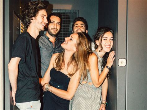 Research published in psychology today found that young adults use tinder for various these new dating terms illustrate just how awful dating has become. 5 Ways to Meet Dates (That Don't Involve Your Computer or ...