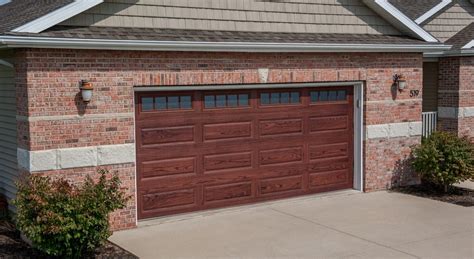 Product overview a beast in its category, the chi overhead doors leads the pack in the fabrication of rolling steel, commercial and residential garage doors. CHI Garage Doors - CityScape Garage Doors