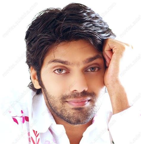 Jamshad cethirakath (born 11 december 1980), known by his stage name arya, is an indian actor and producer who predominantly appears in tamil films. Arya (Actor) Height, Weight, Age, Wife, Affairs, Biography ...