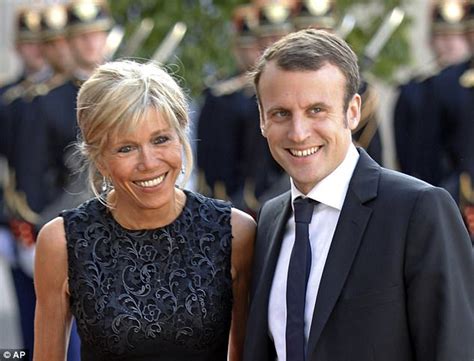 Brigitte Macron Shows Older Women They Can Still Be Sexy Daily Mail Online