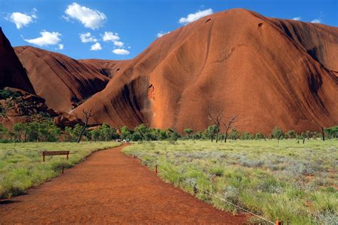Selected maps are included in the wikimedia atlas of australia. Ayers Rock: Magische Momente am heiligen Berg • Australien ...