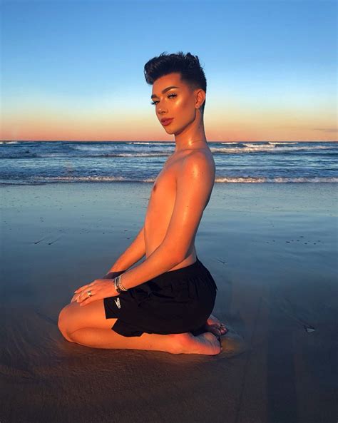 James Charles On Twitter Scoliosis Does Come In Handy Sometimes