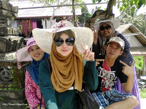 Kelab karma pantai bali merupakan salah satu daripada lokasi yang hebat di bali. Percutian bajet ke Bali - ! Love Is Cinta