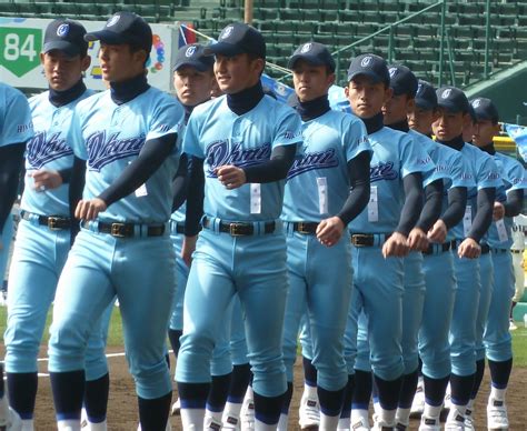 Jun 30, 2016 · プロ野球とメジャーリーグ ユニフォームデザインの比較。unioからのお知らせや新商品の告知などのニュース、野球やスポーツ、ユニフォームのことについて紹介するブログコンテンツです。 近江高校野球部2018の監督やメンバーは？北村や有馬や林と寮に ...
