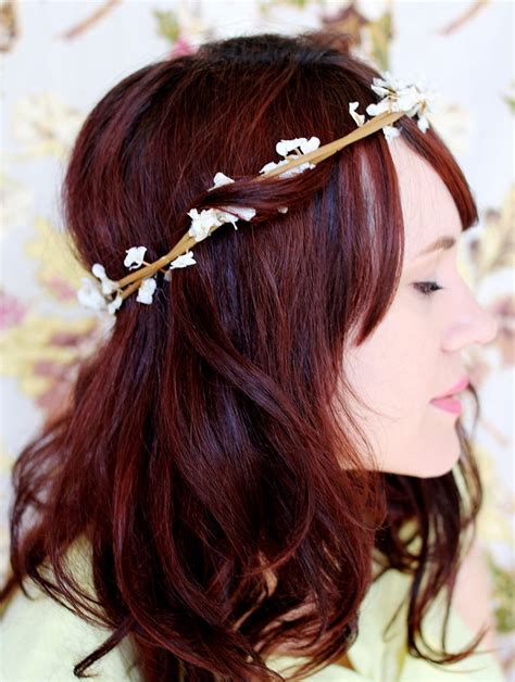 17 Gorgeous Diy Flower Crown Ideas That Are Surprisingly Easy To Make