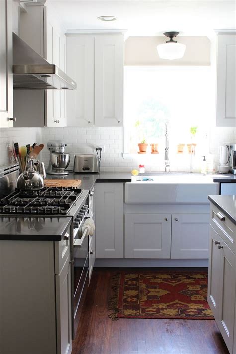 25 Gorgeous Martha Stewart Kitchen Cabinets For Cozy Kitchen