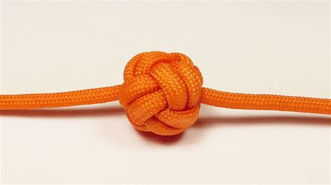 How You Can Tie A Doubled Celtic Button Knot Youtube