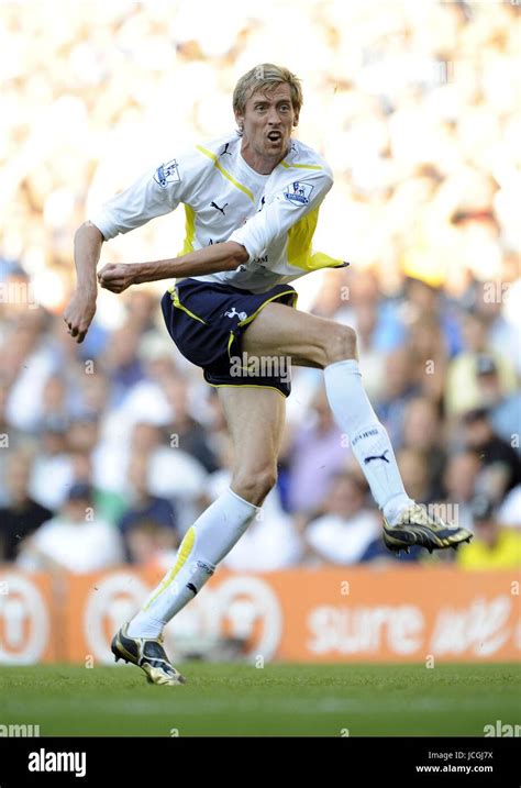 Peter Crouch Tottenham Hotspur Football Hi Res Stock Photography And
