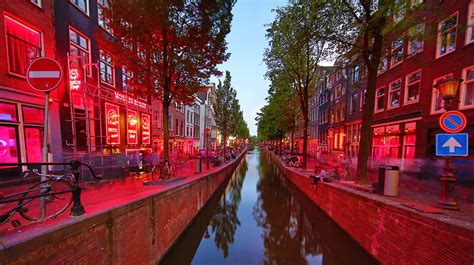 The Red Light District In Amsterdam A Brief History