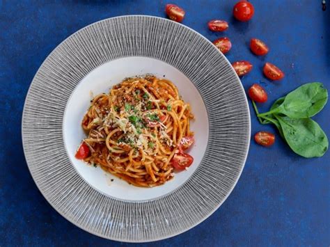 Resepi maggi goreng mudah dan sedap | instant noodle maggi fry hari ini saya berkongsi resipe maggi goreng mudah dan. 3 Cara Buat Maggi Goreng Simple Dan Sedap (Gerenti Syiok!)