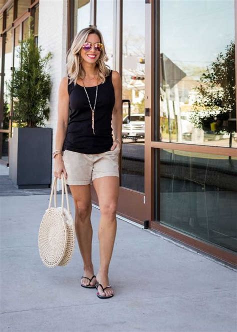 How To Wear Khaki Shorts For Women Perfect Outfits To Try Now 2023