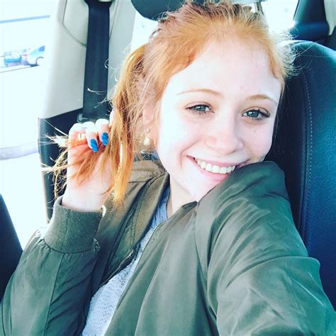 Waiting At The Pump Of Liliana Mumy Nude Celebritynakeds