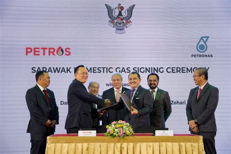 The state government will award licences for oil with the licences, he said petros would be able to evaluate all applicants for licences or mining leases and will be empowered by the state government. Photos | Petroleum Sarawak Berhad (PETROS)