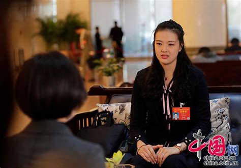 The site owner hides the web page description. 张常宁代表：女排精神激励着我们永不言弃_中国访谈_中国网
