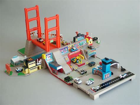 Micro Machines Super City Toolbox Play Set Boxed Complete And 28