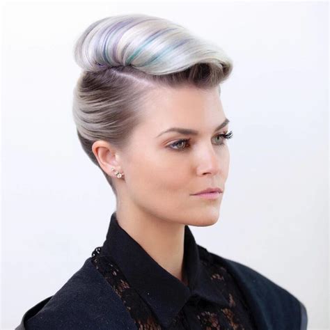For this style, the hair is very short around the sides and long on the top. Stunning Short Hairstyles For Fine Hair - Petanouva