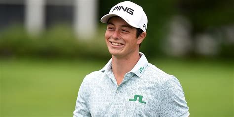 Viktor hovland what's in the bag? Viktor Hovland imitated Stephen A. Smith with a legendary ...