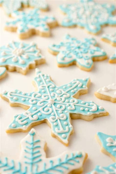 These healthy christmas cookies will help you spread holiday cheer, not cavities, this year. Iced Sugar Cookies - Cooking Classy