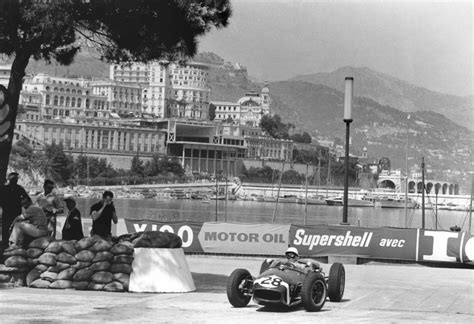 This weekend, the f1 monaco grand prix will commence. Sport fotografie - 1960 F1 Grand Prix Monaco - Art Center ...