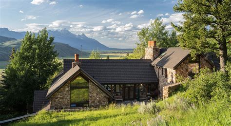The Sky’s the Limit: Finding the Perfect Mountain Home - Mansion Global