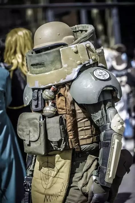 Oct 09, 2020 · with the class change, the short handled mace is traded in for a large battle axe (very cool imo) and changes the front row attack to 2 chops. Juggernaut Suit Pic | American Go Association