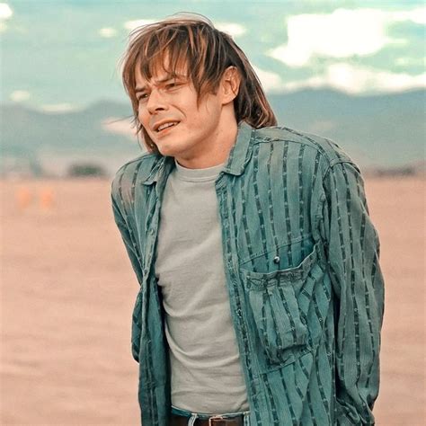 𝑱𝒐𝒏𝒂𝒕𝒉𝒂𝒏 𝑩𝒚𝒆𝒓𝒔」 Jonathan Byers Stranger Things 2 Stranger Things