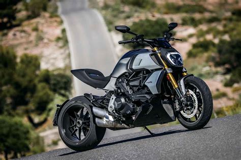 大幅進化でより快適によりスポーティに！『ducati Diavel 1260 S』（2019年）試乗インプレ 13 Webオートバイ