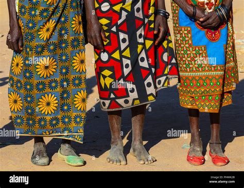 Handa Tribe Women Traditional Clothing Huila Province Hoque Angola