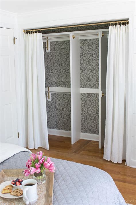 We tried to consider all the trends and styles. Closet Door Ideas: 3 Unique Ways to Dress Up Closet Doors ...