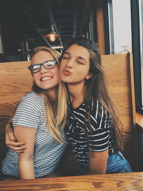 Brunette Stripes Selfie T Shirts For Women Friends People Tops