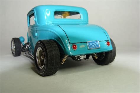 Model Cars 1932 Ford 3 Window Coupe Lowboy
