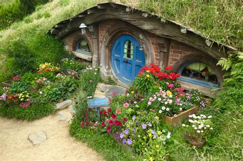 The shíre), die heimat der hobbits, befand sich im nordwesten von mittelerde. Hobbingen - Ein Besuch bei den Hobbits in Hobbiton ...