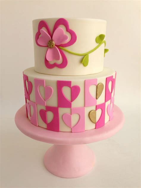 Nehmen sie gerne kontakt mit uns auf. Fondant-Kuchen-Ideen-Dekorieren-Herz-Kleeblatt-pink-pink ...
