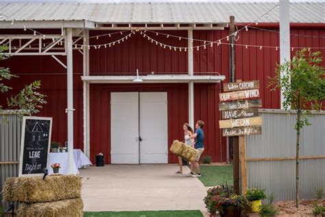 The Farm House At Schnepf Farms Queen Creek Az Wedding Venue
