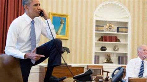 Obamas Foot On Oval Office Desk Stirs Controversy Nbc 5 Dallas Fort