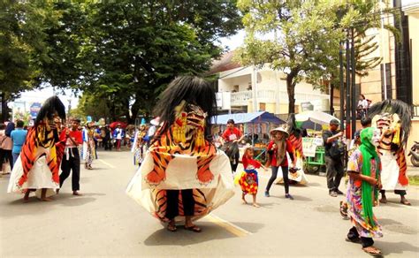 Barongan Is A Traditional Art That Comes From Blora Central Java