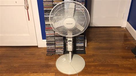Honeywell Pedestal Fan 16 Model Hs 300 With Remote Youtube