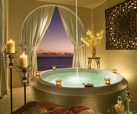20 Dream Bathtubs From Hotels Around The World