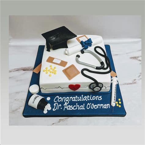 Medical Graduation Dream Cake Studio