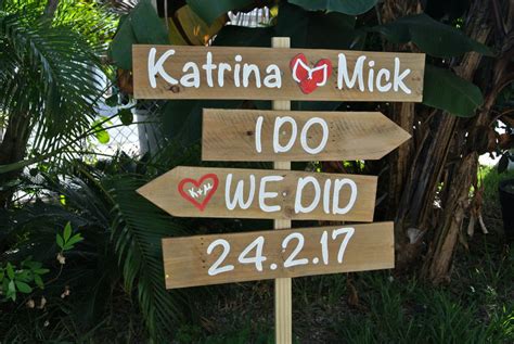 Directional Signs For Weddings To Customize Your Space Emmaline Bride