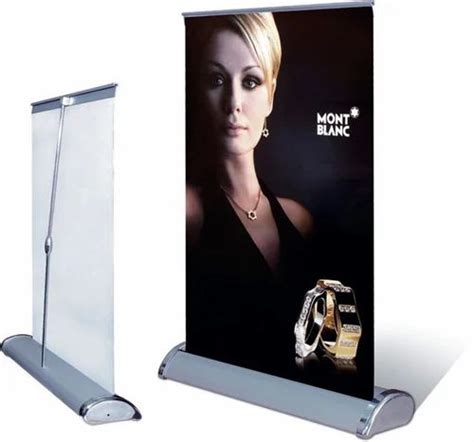 Aluminium Mini Roll Up Standee Size 2x5 Feet For Promotional At Rs