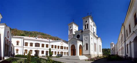Mănăstirea Bistrița Vâlcea Obiective Turistice De Văzut și Vizitat