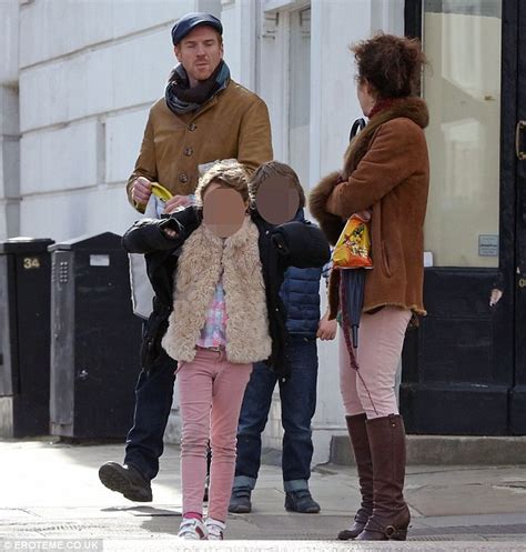 She studied at the drama centre in london before. Damian Lewis and wife Helen McCrory take a sunny Saturday ...
