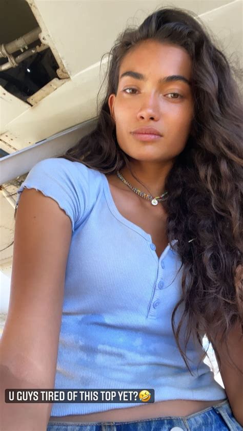 Picture Of Kelly Gale