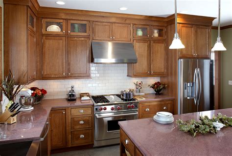 Showplace wood cabinets fit in the best cabinet category because of the high quality all wood construction, and all the high functioning accessories & modifications available. View this prairie heritage kitchen | Showplace Cabinetry