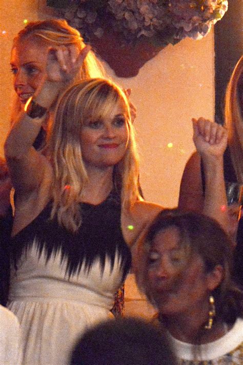 reese witherspoon parties it up capri italy august 2014 celebmafia