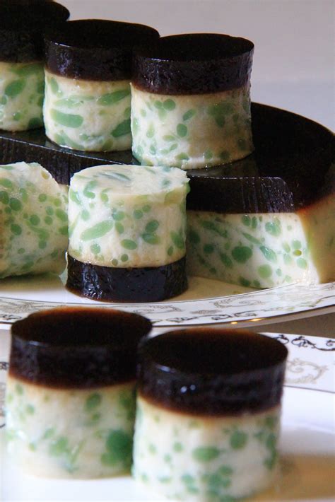 Resep kue apem mangkok gula merah tanpa tape | kue apem mangkok tepung beras tanpa tape resep menghasilkan 15 pcs. PUDING CENDOL - masam manis