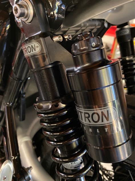 Nitron R3 Twin Shocks Lc Canyon Motorcycles