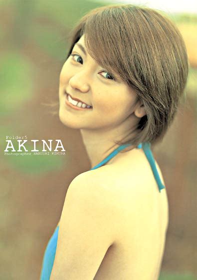 folder5 akina写真集『akina』 ワニブックスオフィシャルサイト